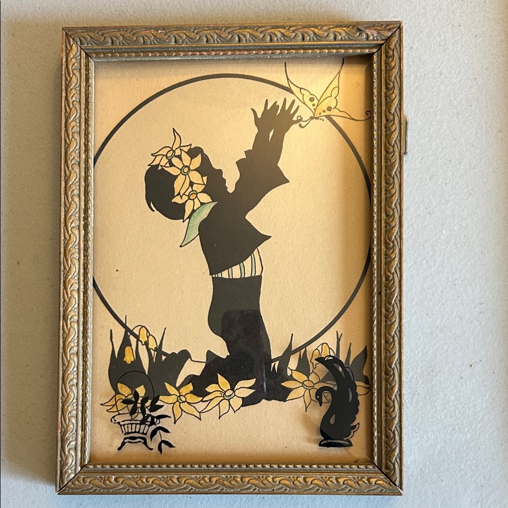 Vintage Gold Framed Silhouette Wall Art